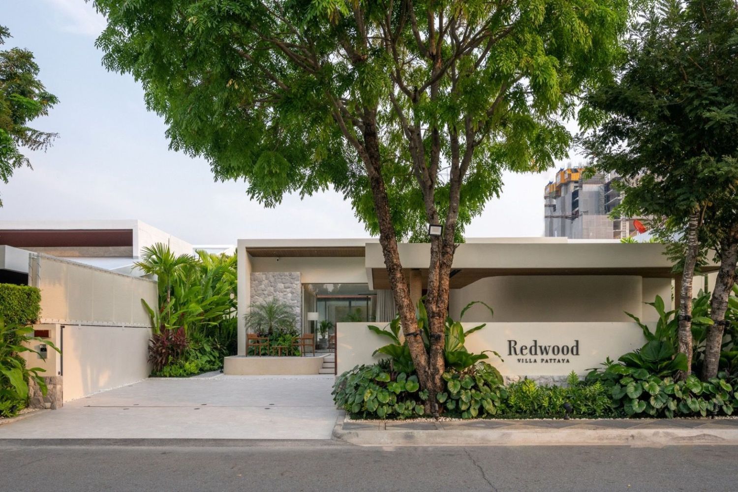 Luxury Resort for Sale in Huay Yai Pattaya | 13.3 Rai | Boutique Resort with Villas & Bungalows | Prime Investment Opportunity - photo 3