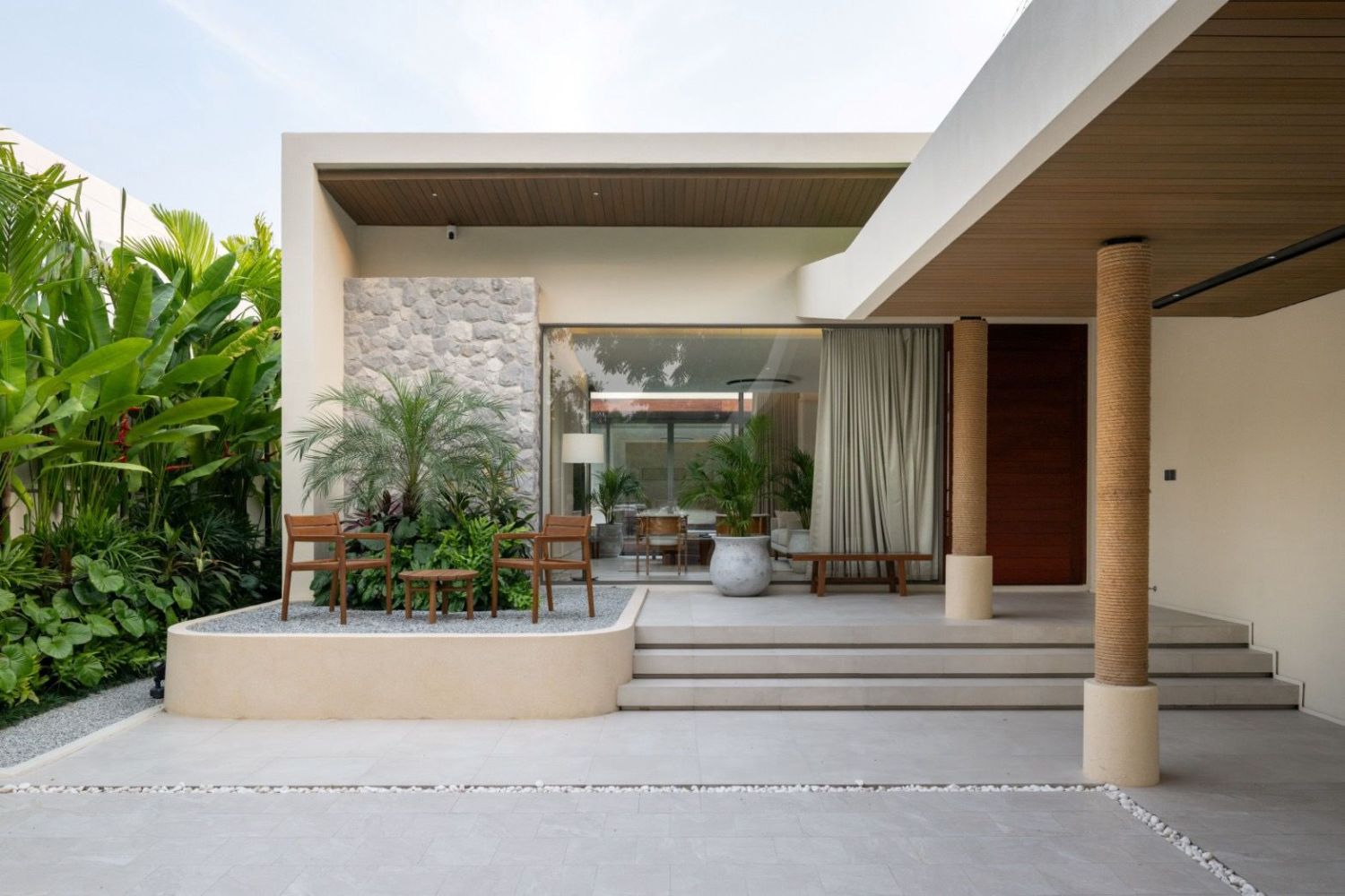 Luxury Resort for Sale in Huay Yai Pattaya | 13.3 Rai | Boutique Resort with Villas & Bungalows | Prime Investment Opportunity - photo 4