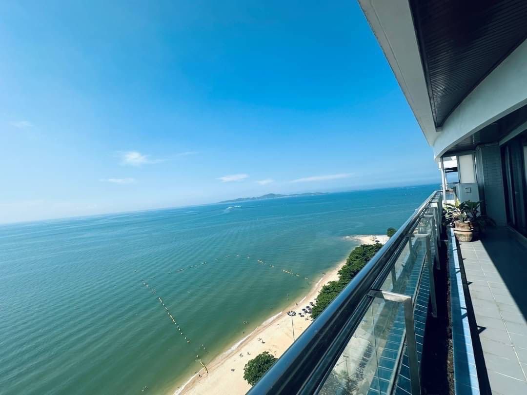 Ascent by Baan Pattaya – Luxury Villa with Private Pool @ Huai Yai