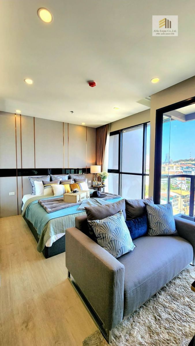 For sale Pattaya hotel/pool villa