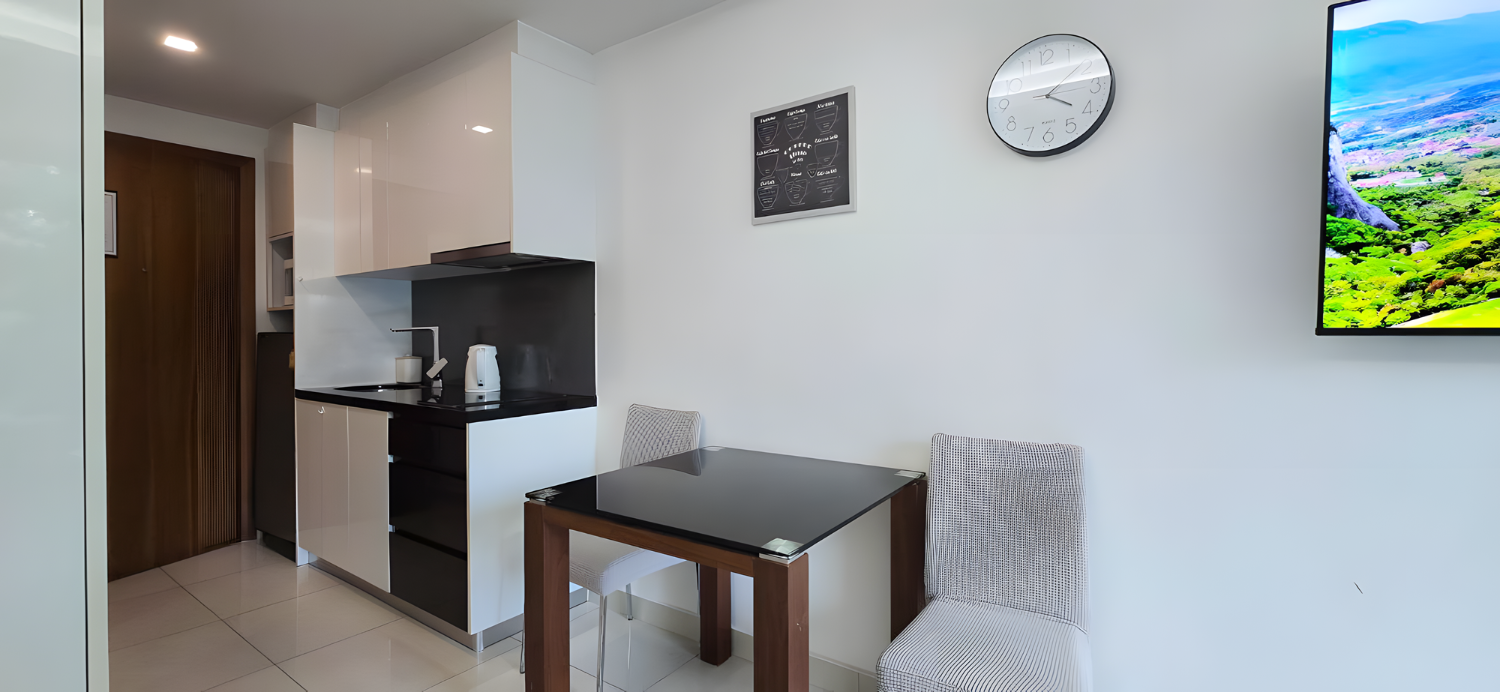 The Panora Pratamnuk, a luxury condo on Pratumnak Hill  fully furnished, only 200 meters from the sea. - photo 6