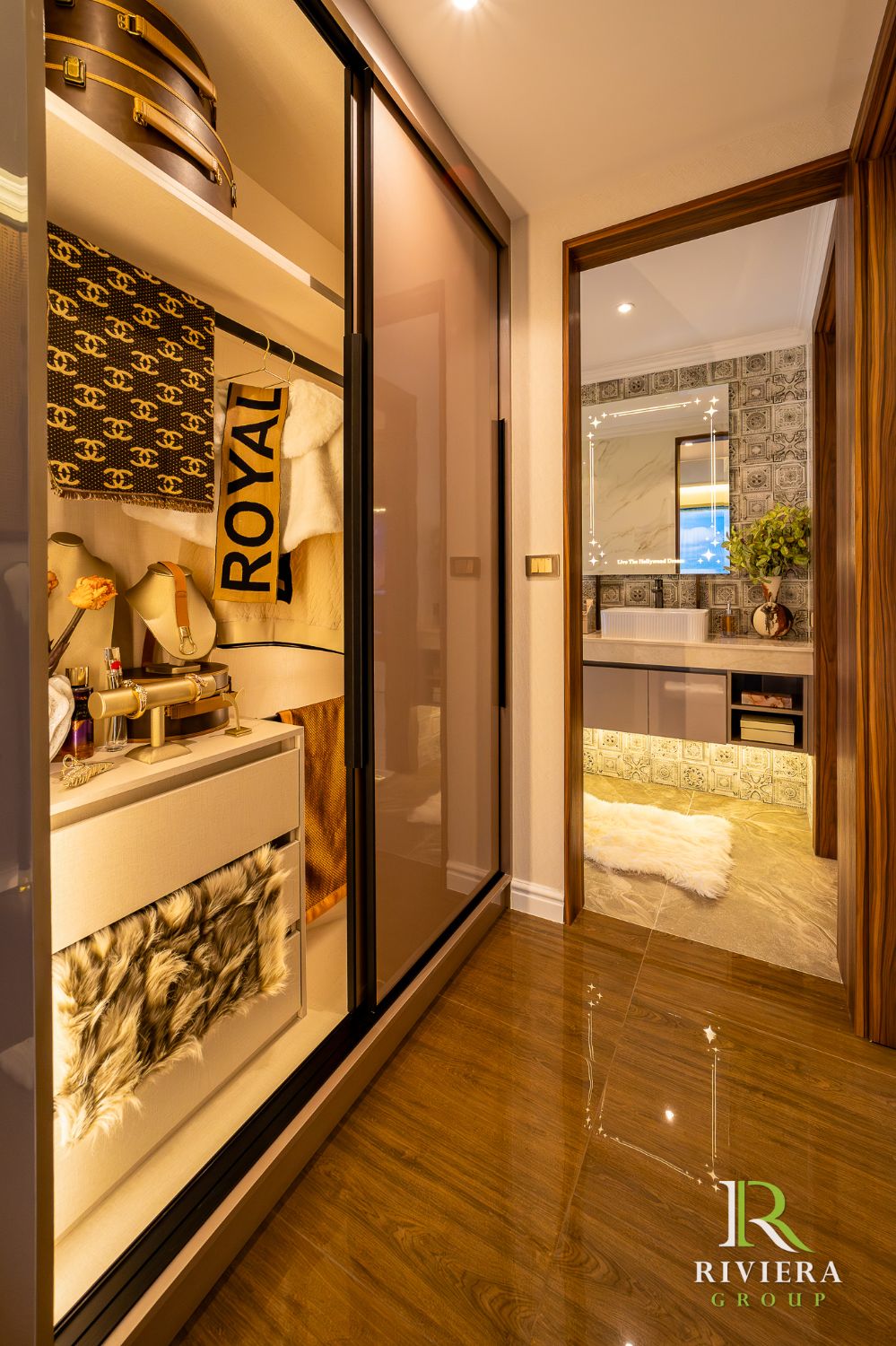 Luxury water park condo The Riviera Beverly hill  jomtien pattaya Receive up to 5 baht of gold - photo 24