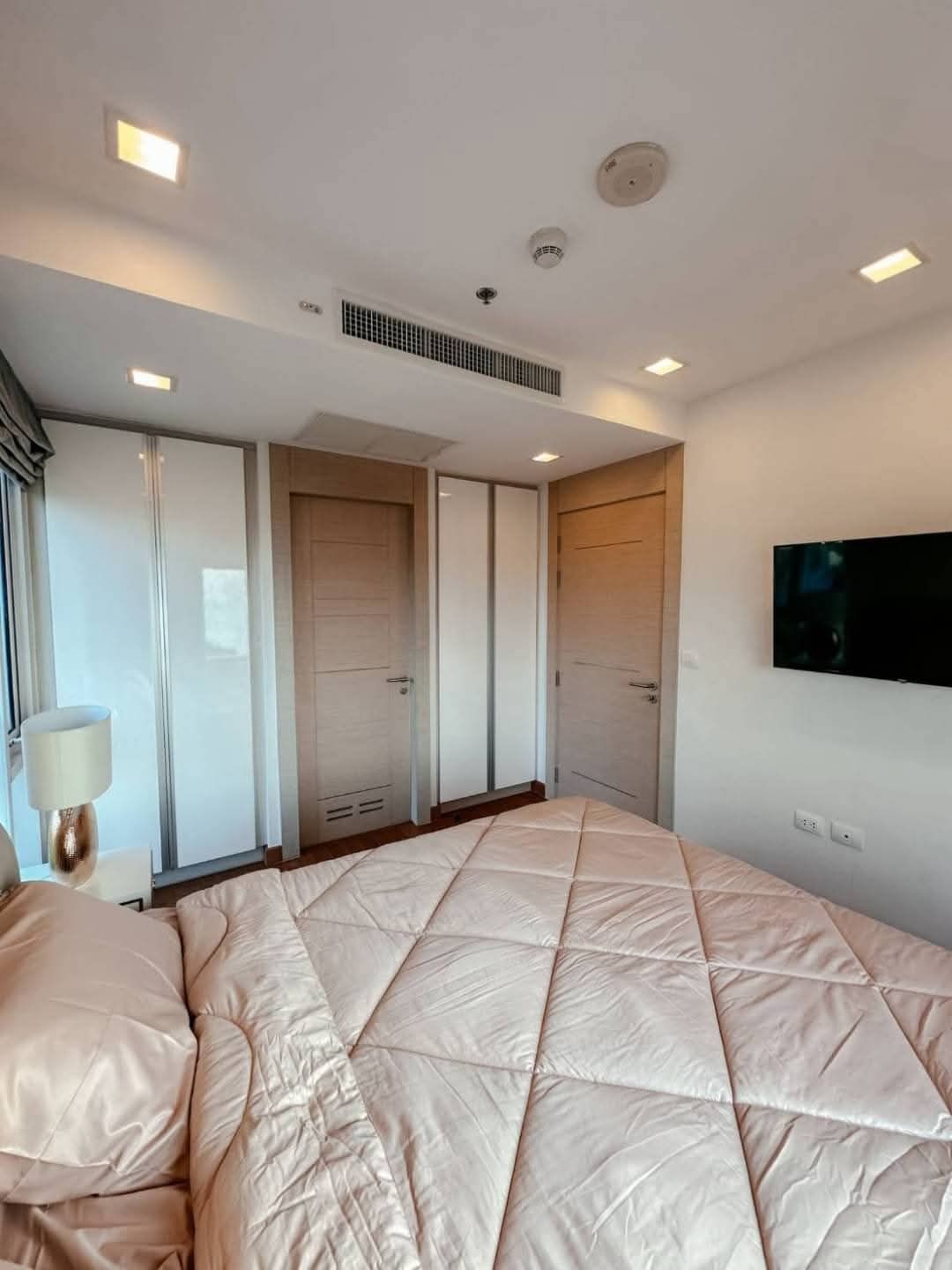 Condo for sale at The Palm Wongamat Beach, Pattaya. Foreigner quota. Sea view rooms starting at just 4.28 million baht. - photo 6