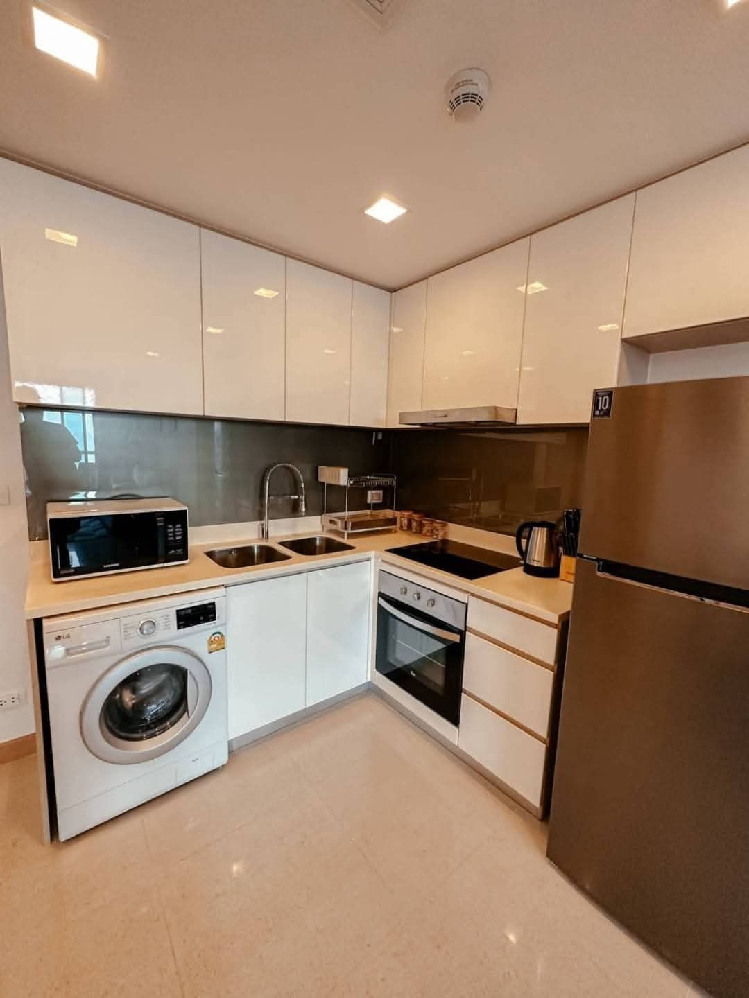 Condo for sale at The Palm Wongamat Beach, Pattaya. Foreigner quota. Sea view rooms starting at just 4.28 million baht. - photo 8