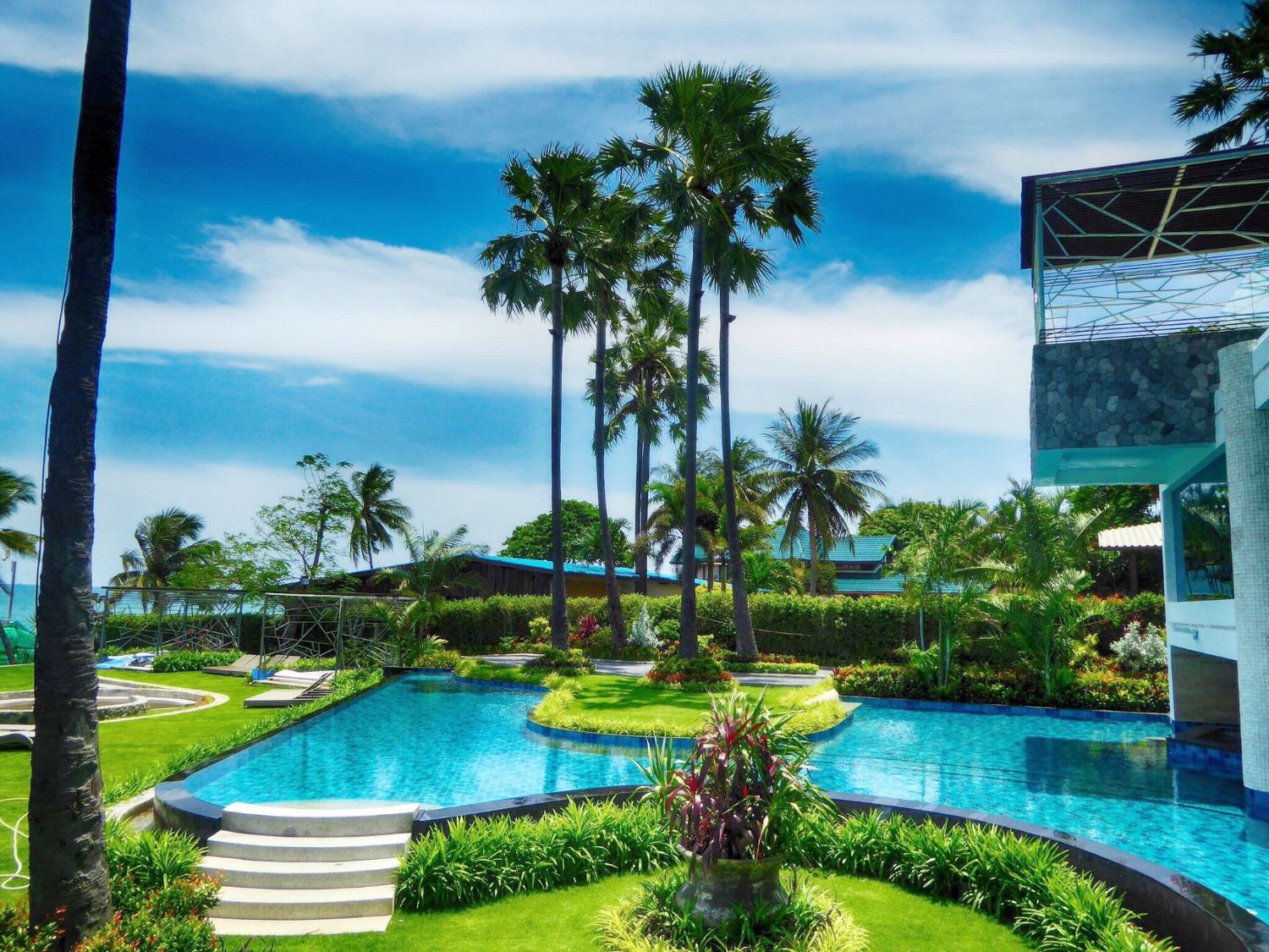 Condo for sale at The Palm Wongamat Beach, Pattaya. Foreigner quota. Sea view rooms starting at just 4.28 million baht. - photo 15