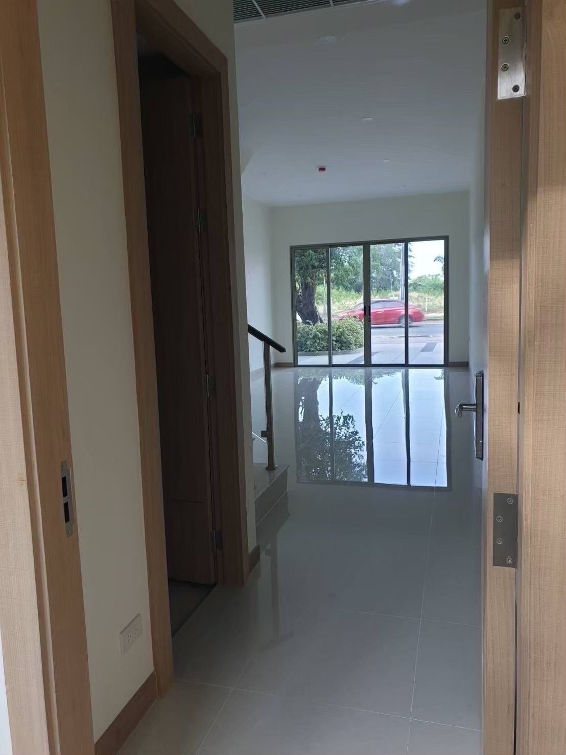 Shop for sale and rent last unit The Riviera jomtien good location near road opposit gas station - photo 26