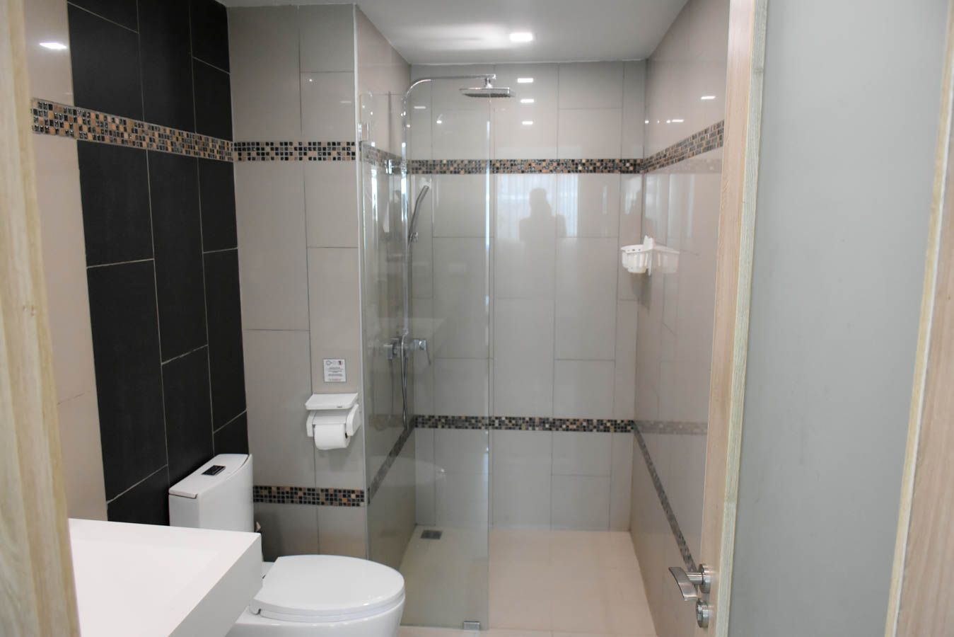 Premium 1 bedroom Pool View  FN - direct from owner. - photo 13