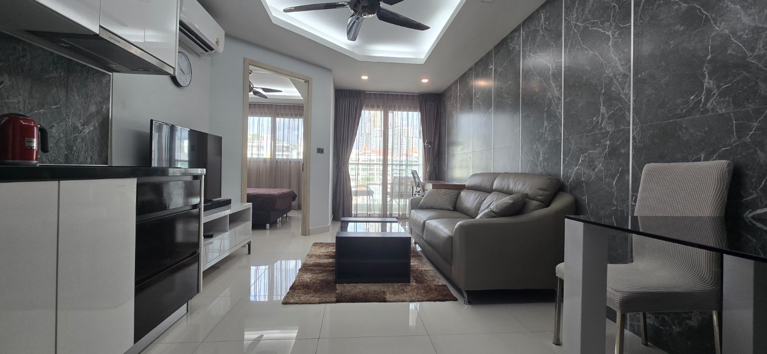 Now Available - Premium pool view 1 bedroom FN - Water Park Condominium